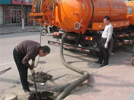 双河清掏化粪池，健康生活从这里开始