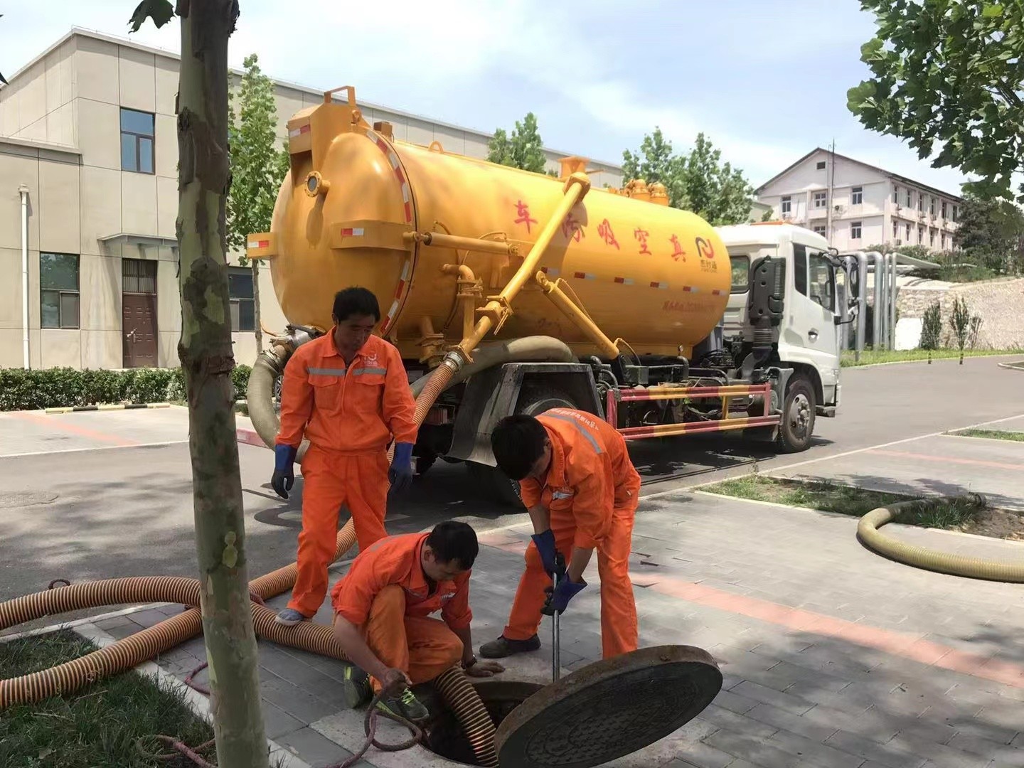 双河化粪池清理与5-8吨吸粪车施工效率分析